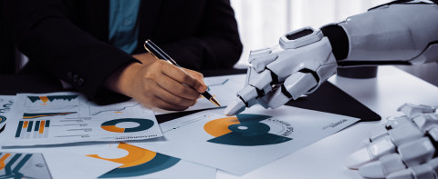 robot working with human
